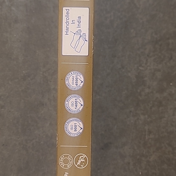 NWT SATYA OODH INCENSE 12 PACK HANDROLLED IN INDIA OUD - Picture 4 of 6